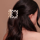 Rubi Clip in Oat Checker