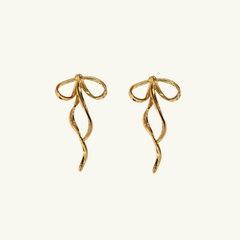Betsey Studs