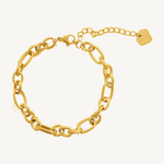 Textured bracelet in gold