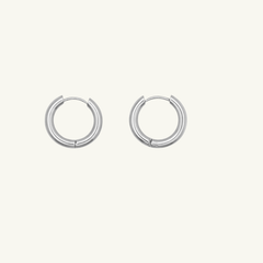 Fornida Slim Hoops in Silver
