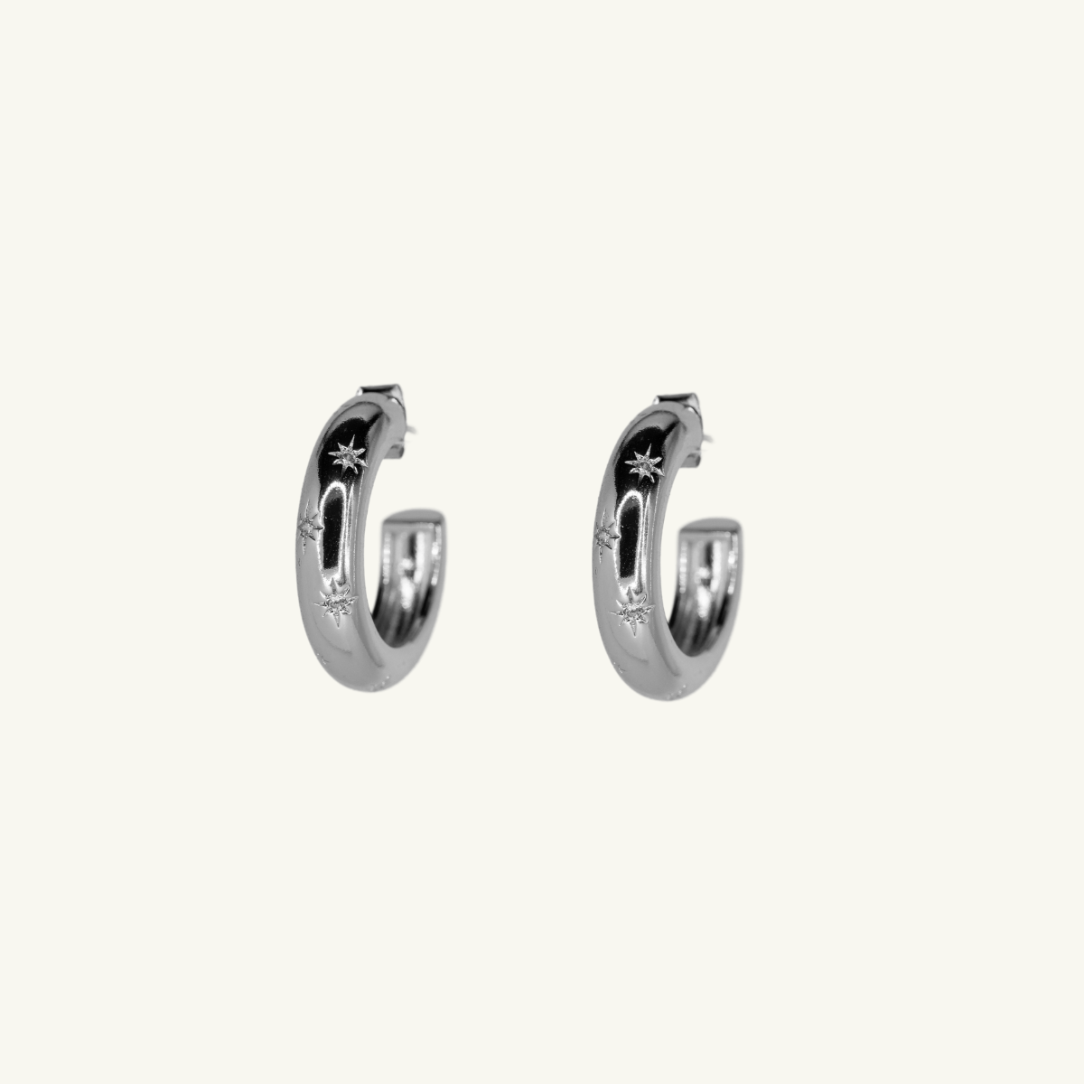 Astrid Hoops