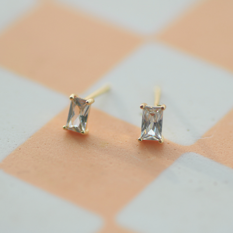 Jolie Baguette Studs