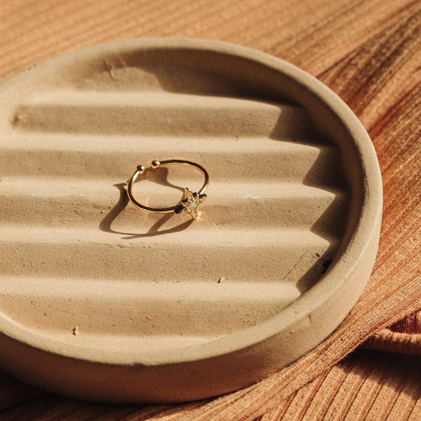 Ignis Demi Ring