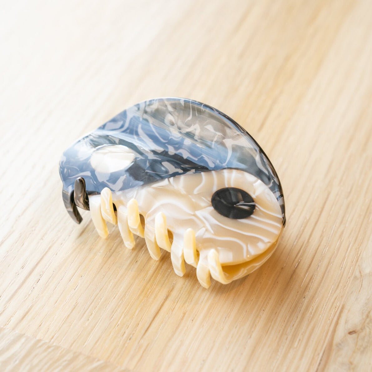 Yin Yang Clip