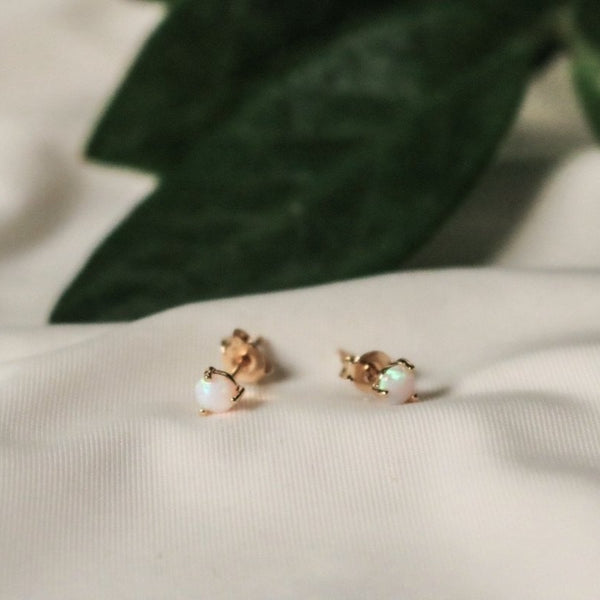 Aura Studs